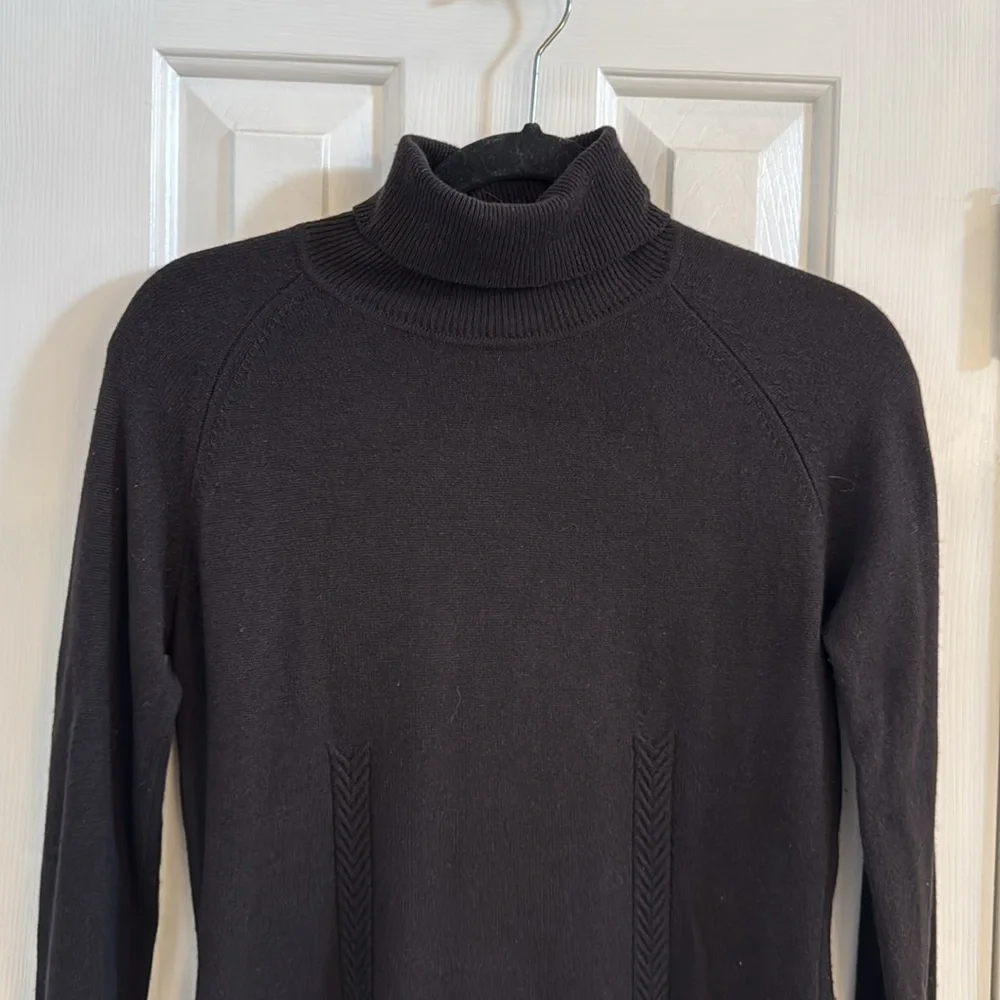 Emanuel Ungaro Vintage Black Cashmere & Silk Blend Sweater